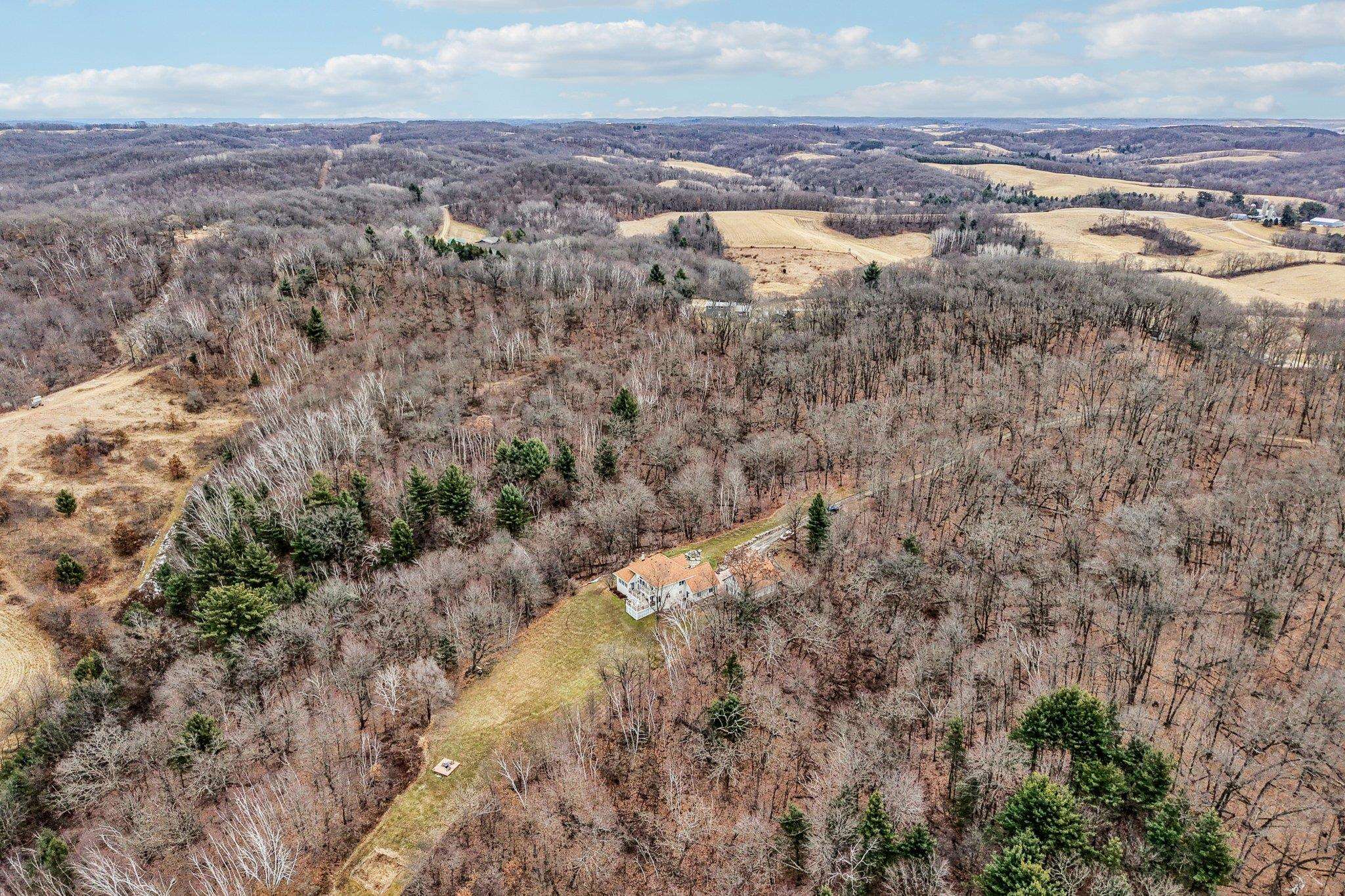 W9460 Welch Road Elroy, WI 53929 - Photo 75 of 84