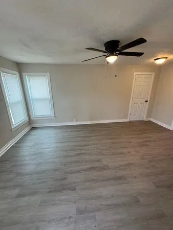 $1,895 | 2718 South 11th Street, Abilene, TX 79605