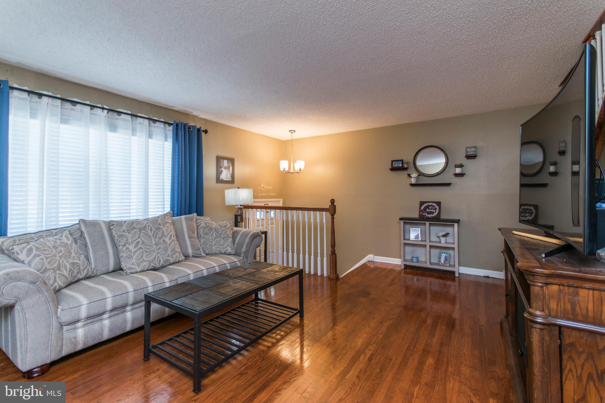 3524 Byrne Road Philadelphia, PA 19154 - Photo 3 of 21 Gallery Image 3