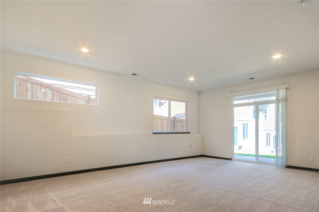17713 3rd Avenue Southeast, Unit LOT25 Bothell, WA 98012 - Photo 10 of 12 Gallery Image 10
