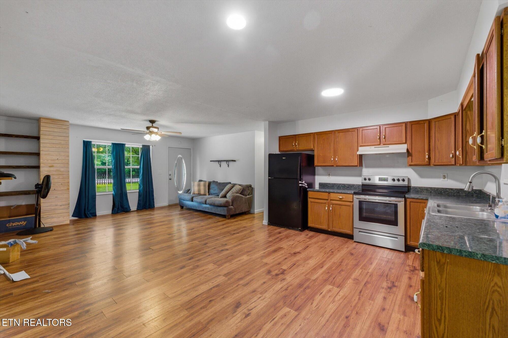 301 Wayman Road Madisonville, TN 37354 - Photo 6 of 41