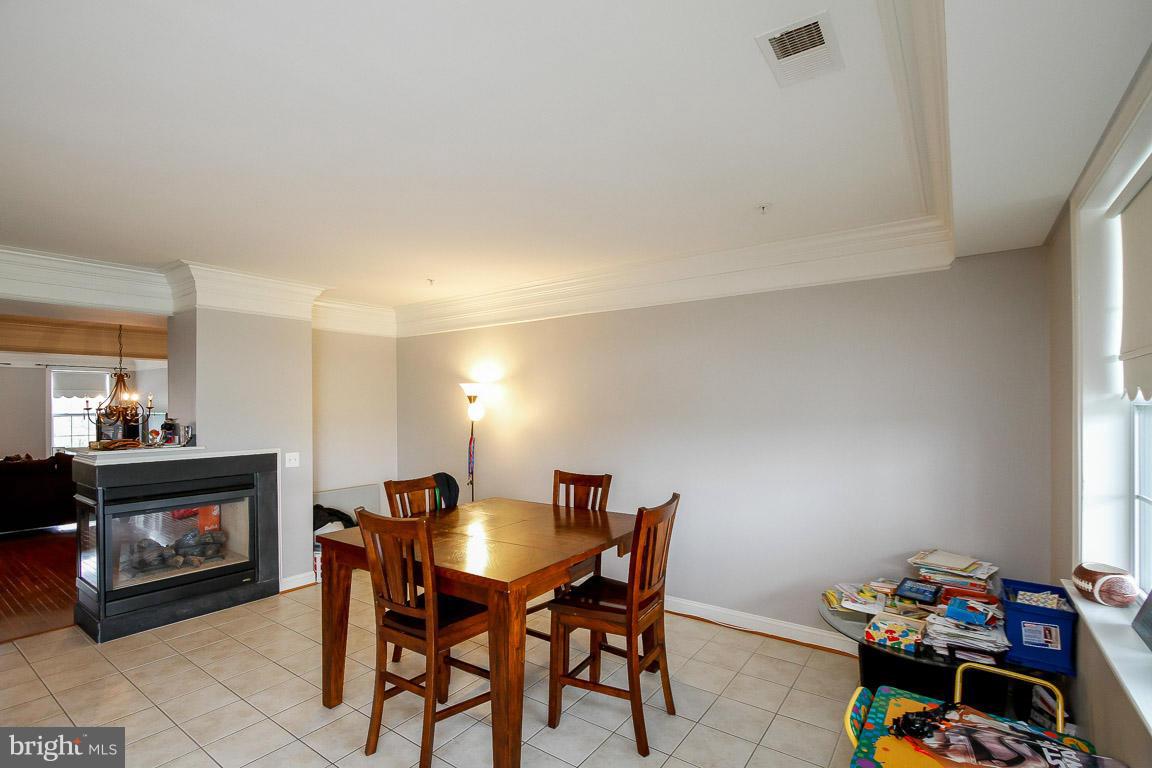 14837 Cloverdale Road, Unit 93 Woodbridge, VA 22193 - Photo 5 of 28 Interior (General)