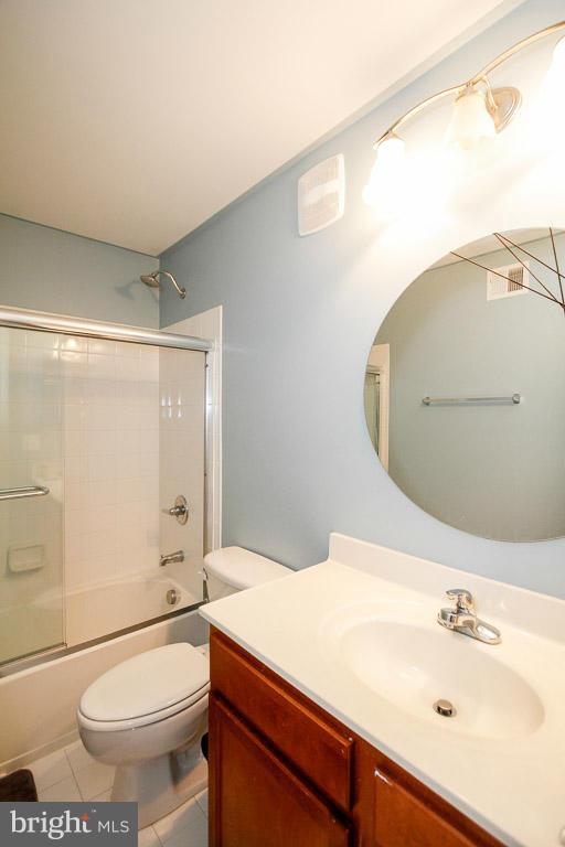 14837 Cloverdale Road, Unit 93 Woodbridge, VA 22193 - Photo 9 of 28 Bath