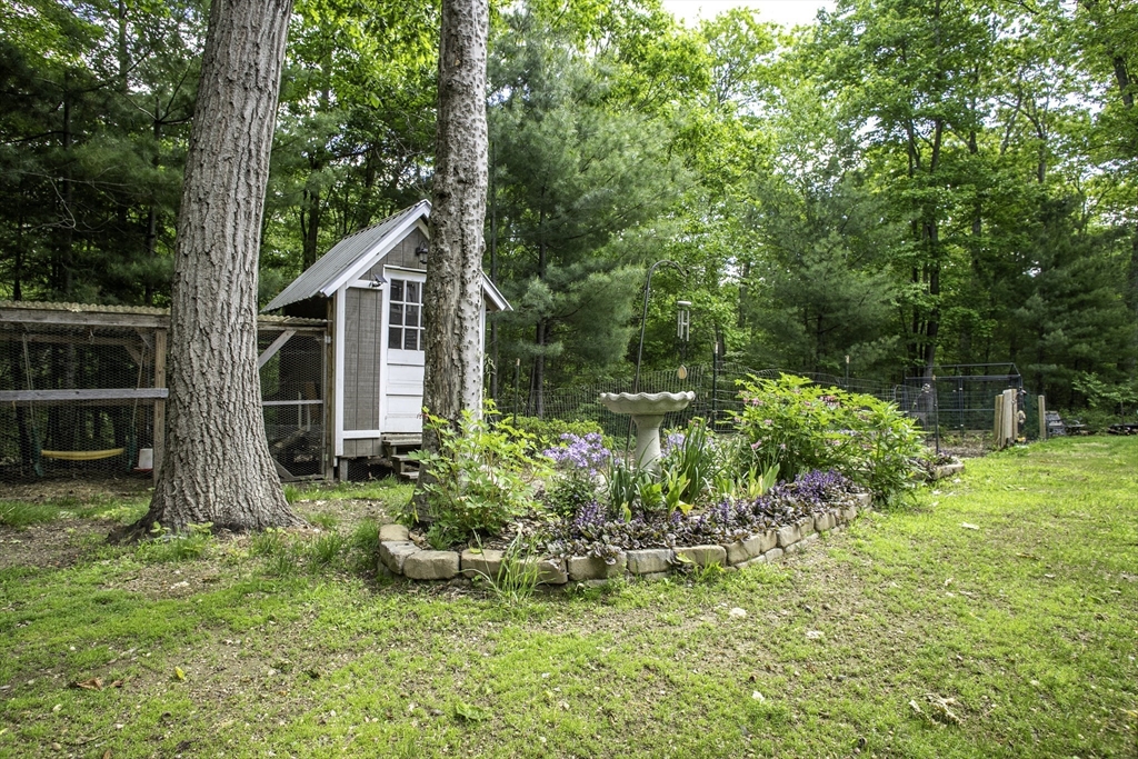 22 Lafayette Road Templeton, MA 01468 - Photo 4 of 42