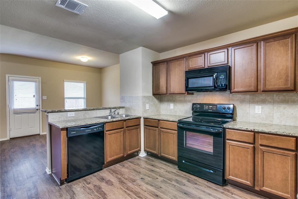 1512 Wild Rye Circle Princeton, TX 75407 - Photo 10 of 25