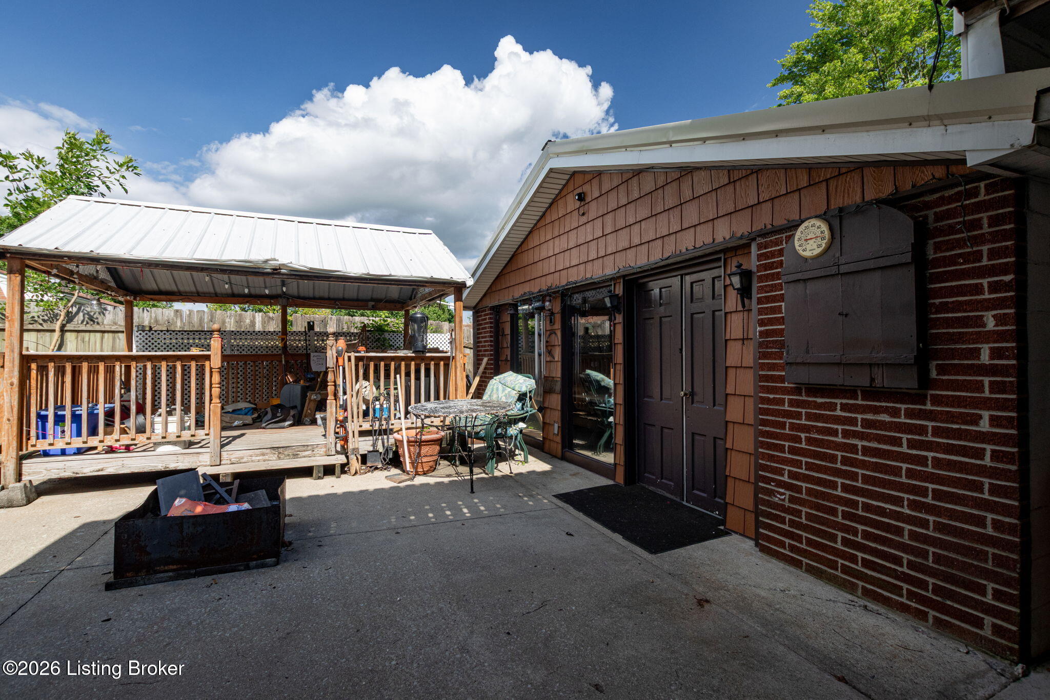 311 Meadowood Road Louisville, KY 40229 - Photo 32 of 42 Front of garage/Meeting Room