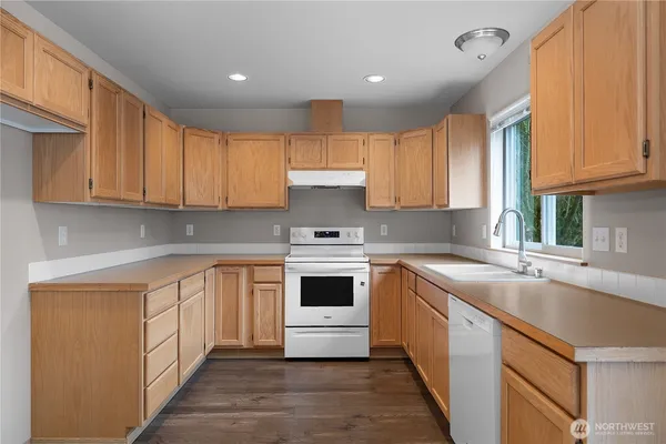 $519,950 | 1308 Mills Landing Court Southeast, Lacey, WA 98503