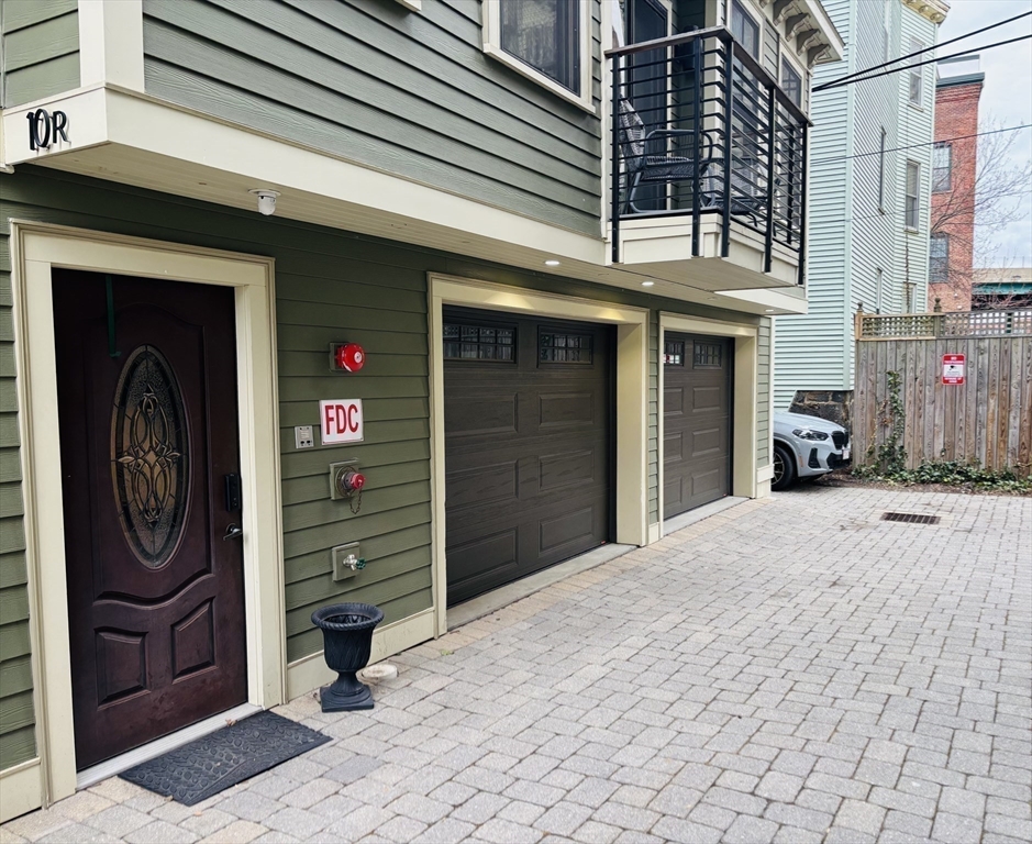 10 Spring Garden Street, Unit 3 Boston, MA 02125 - Photo 10 of 13