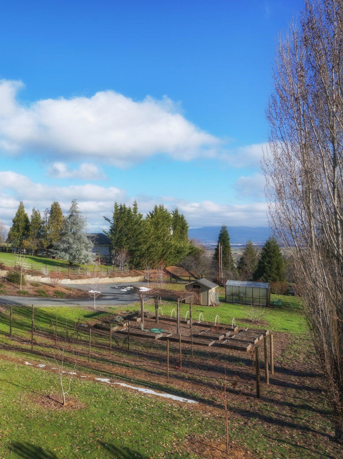 3910 Jonathan Way Central Point, OR 97502 - Photo 19 of 25 Additional Photo