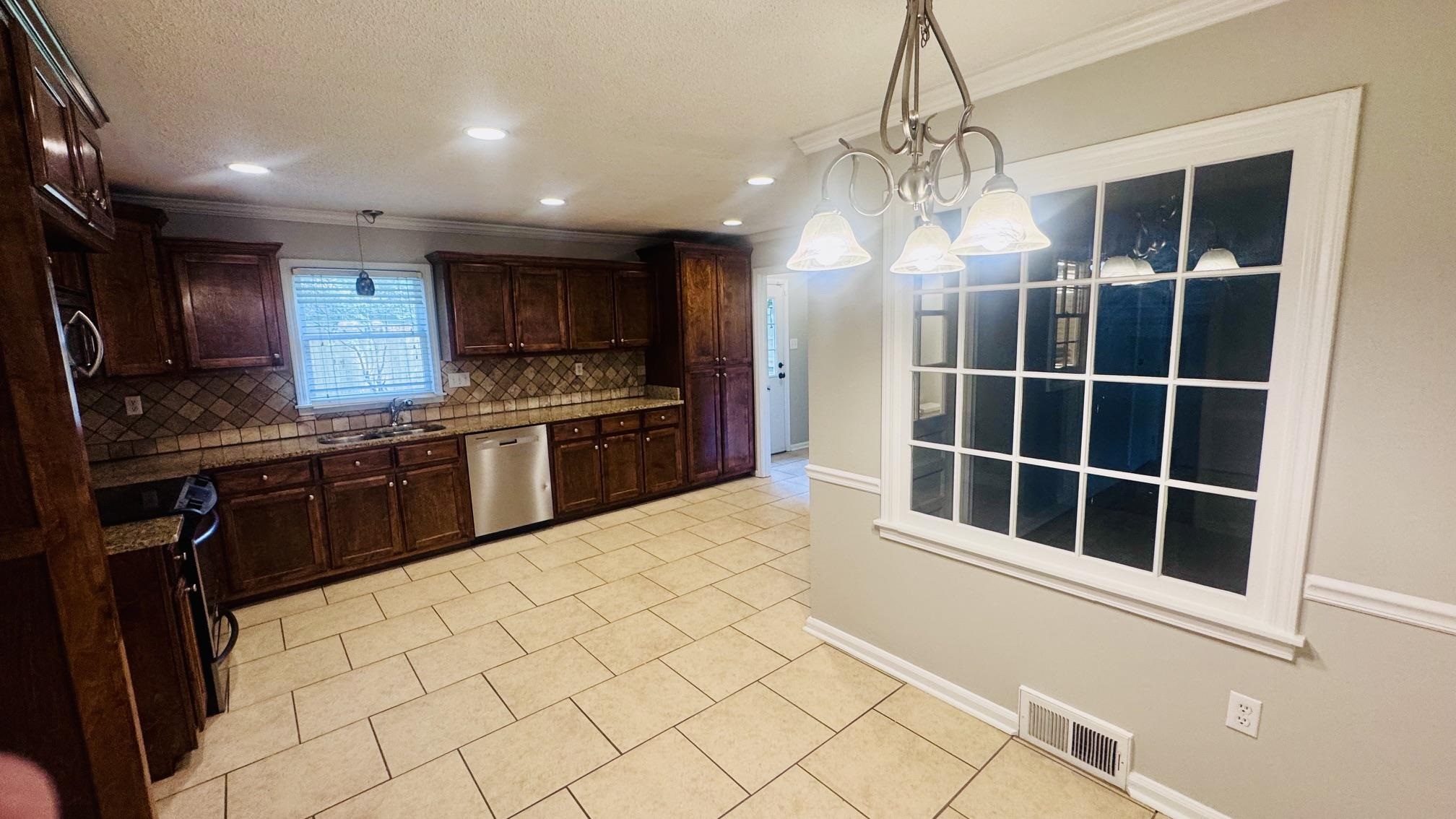 1834 Brierbrook Road Germantown, TN 38138 - Photo 6 of 19