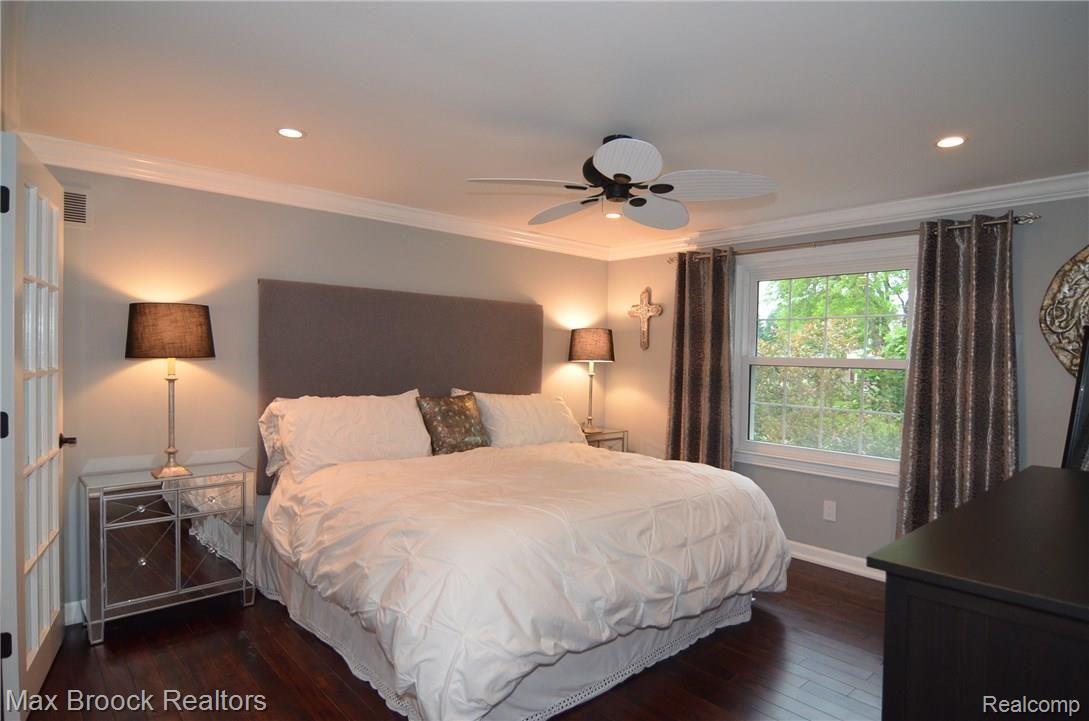 2183 Wayward Drive Rochester, MI 48309 - Photo 24 of 44 Master Suite