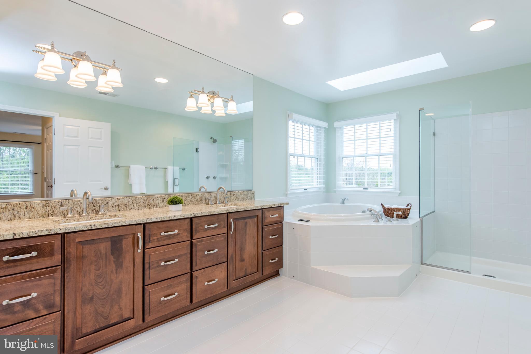2658 Melba Road Ellicott City, MD 21042 - Photo 34 of 88 Owner's Bath