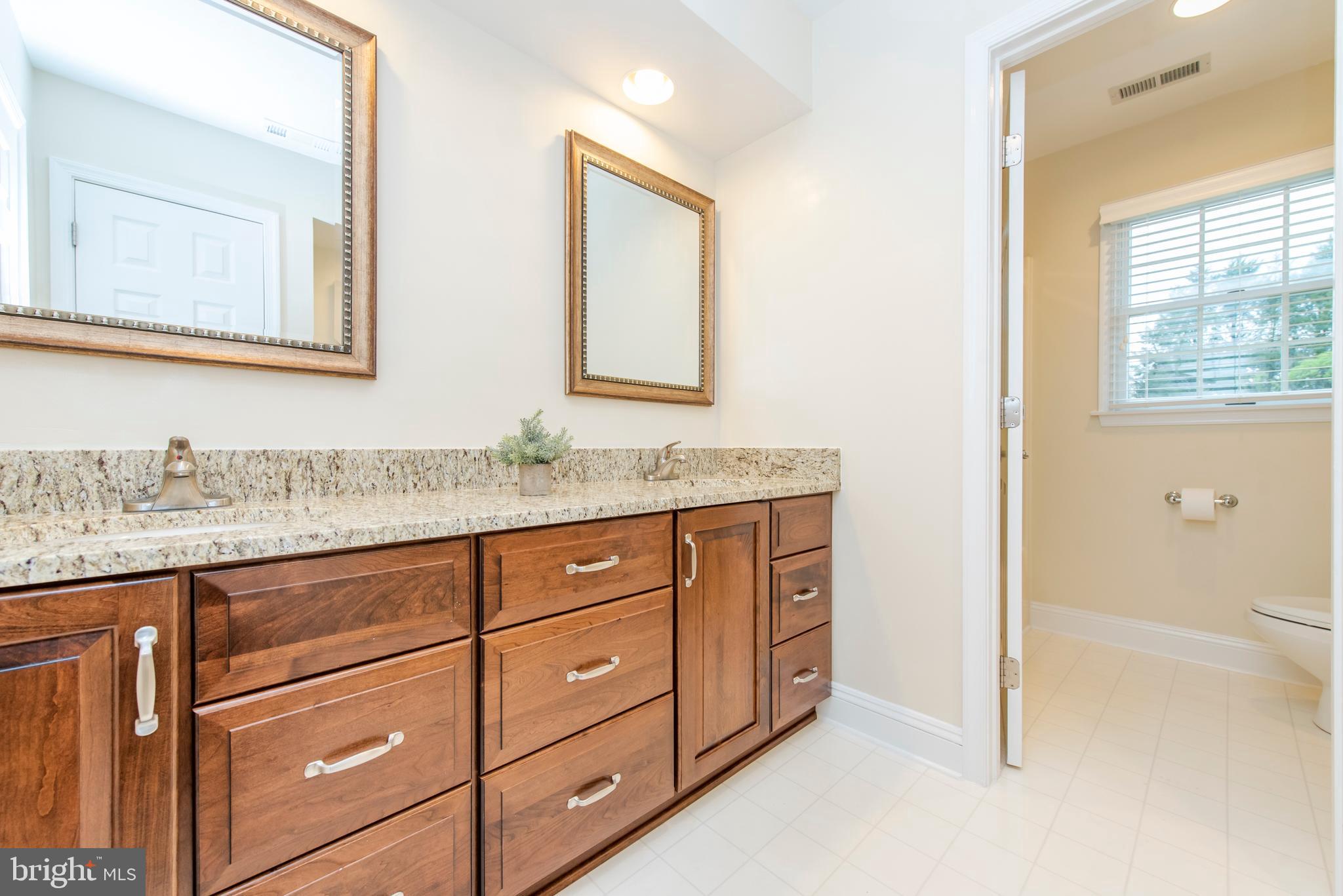2658 Melba Road Ellicott City, MD 21042 - Photo 46 of 88 Upper Level Hall Bath