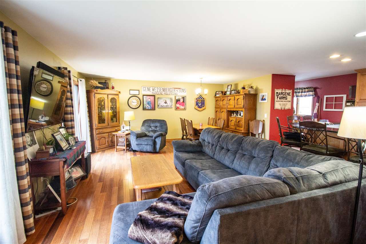 15210 Bueche Road Chesaning, MI 48616 - Photo 3 of 49 50069037-2.JPG