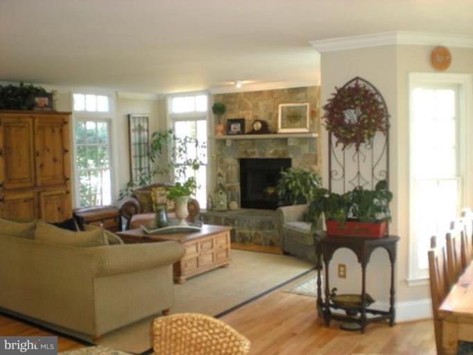 9219 Bells Mill Road Potomac, MD 20854 - Photo 18 of 21 Family Room #2