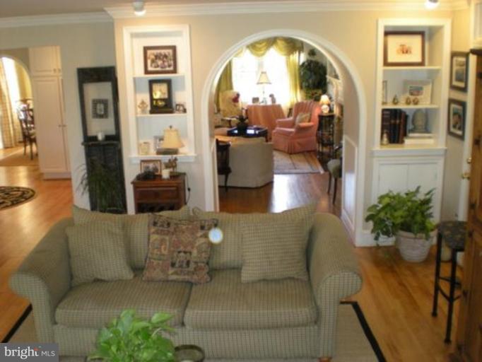 9219 Bells Mill Road Potomac, MD 20854 - Photo 21 of 21 Family Room #3