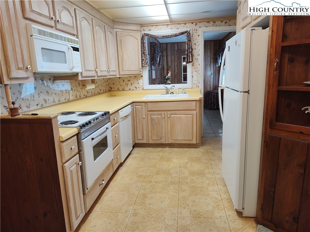 1897 Aho Road Boone, NC 28607 - Photo 10 of 19 Gallery Image 10
