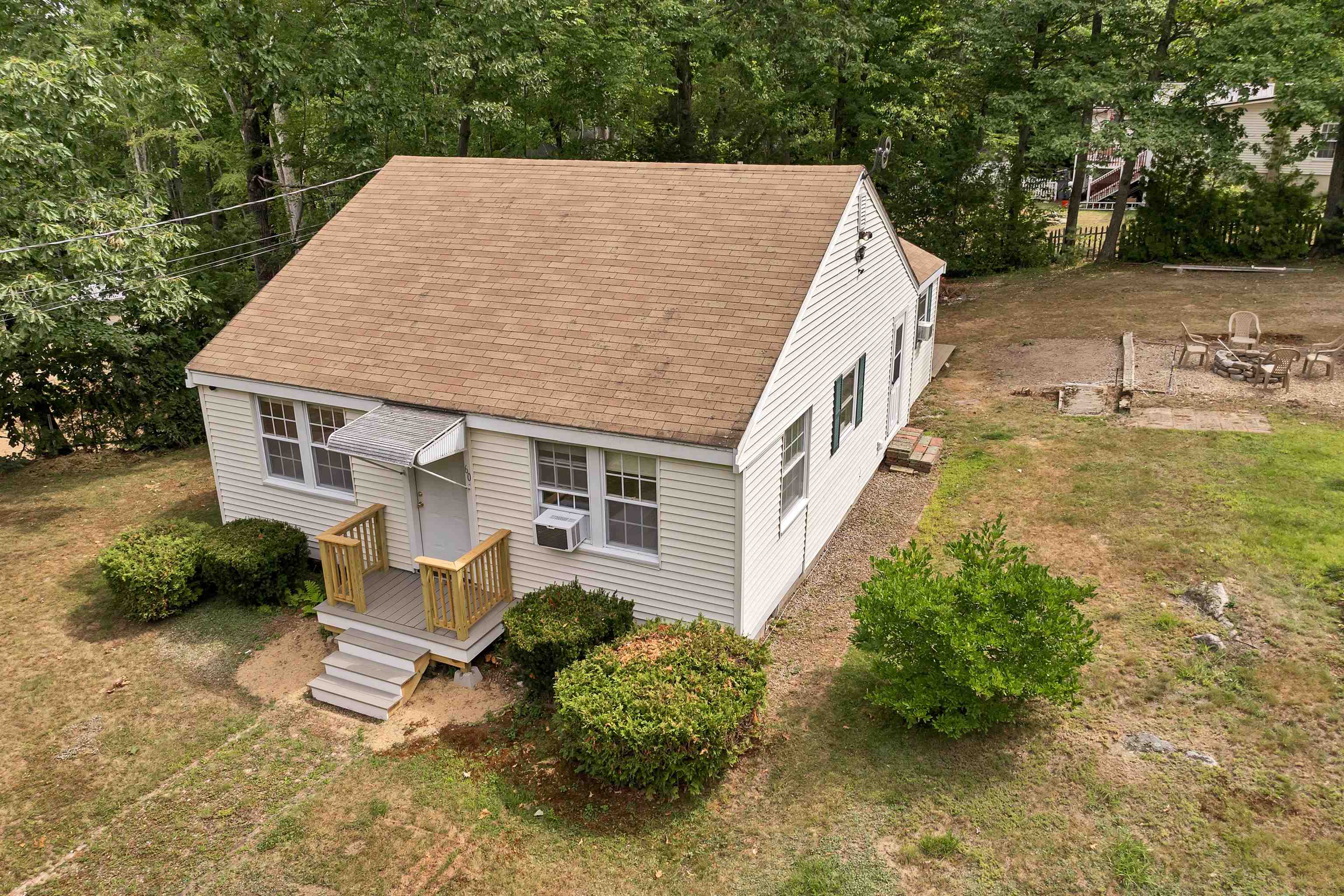 60 Colonial Road Laconia, NH 03246 - Photo 3 of 51 Gallery Image 3