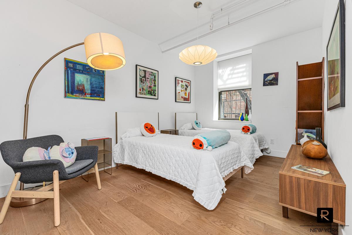 133 Mulberry Street, Unit 4C Manhattan, NY 10013 - Photo 12 of 15