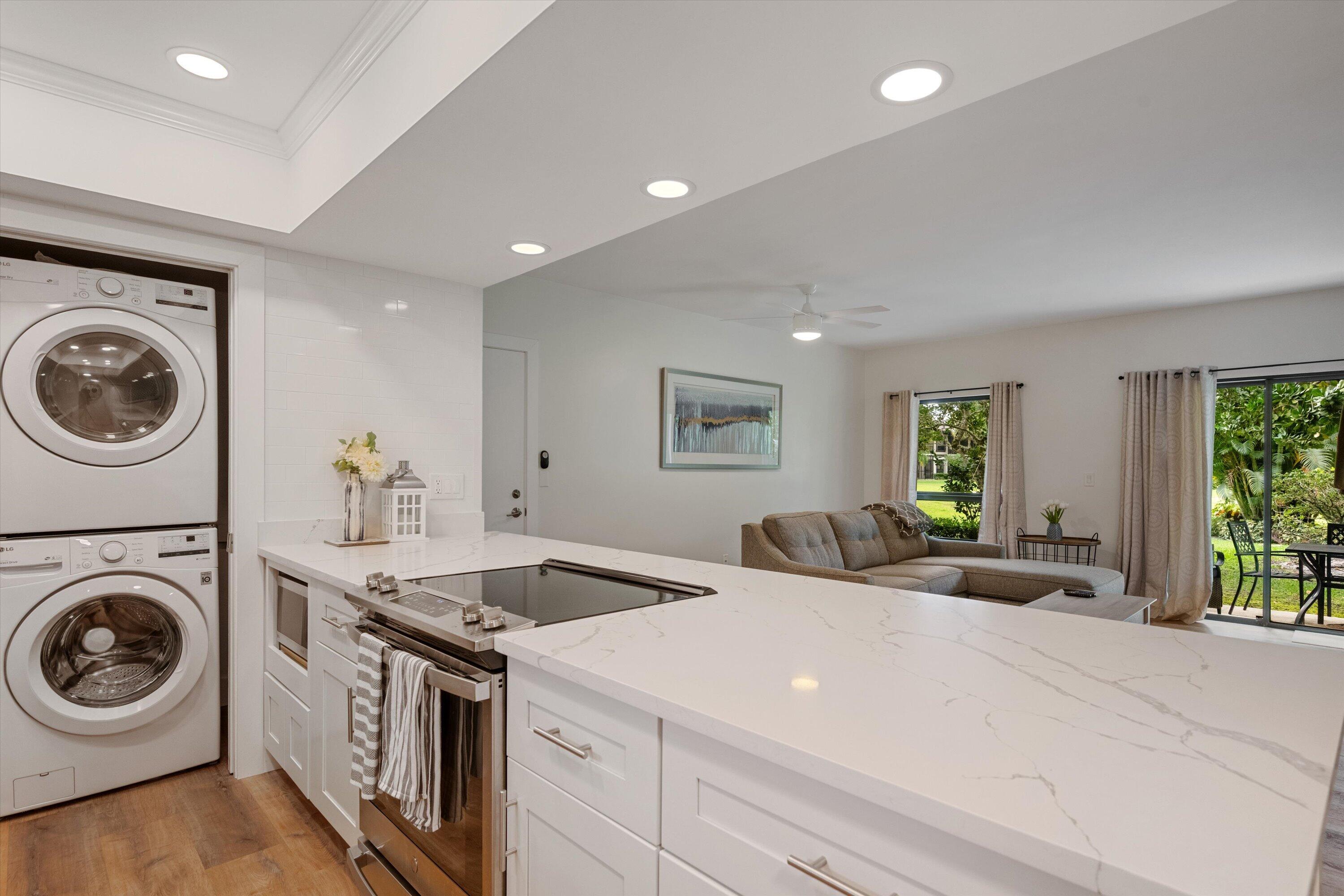 13334 Polo Club Road, Unit 240 Wellington, FL 33414 - Photo 3 of 34 06-07-DSC_9363