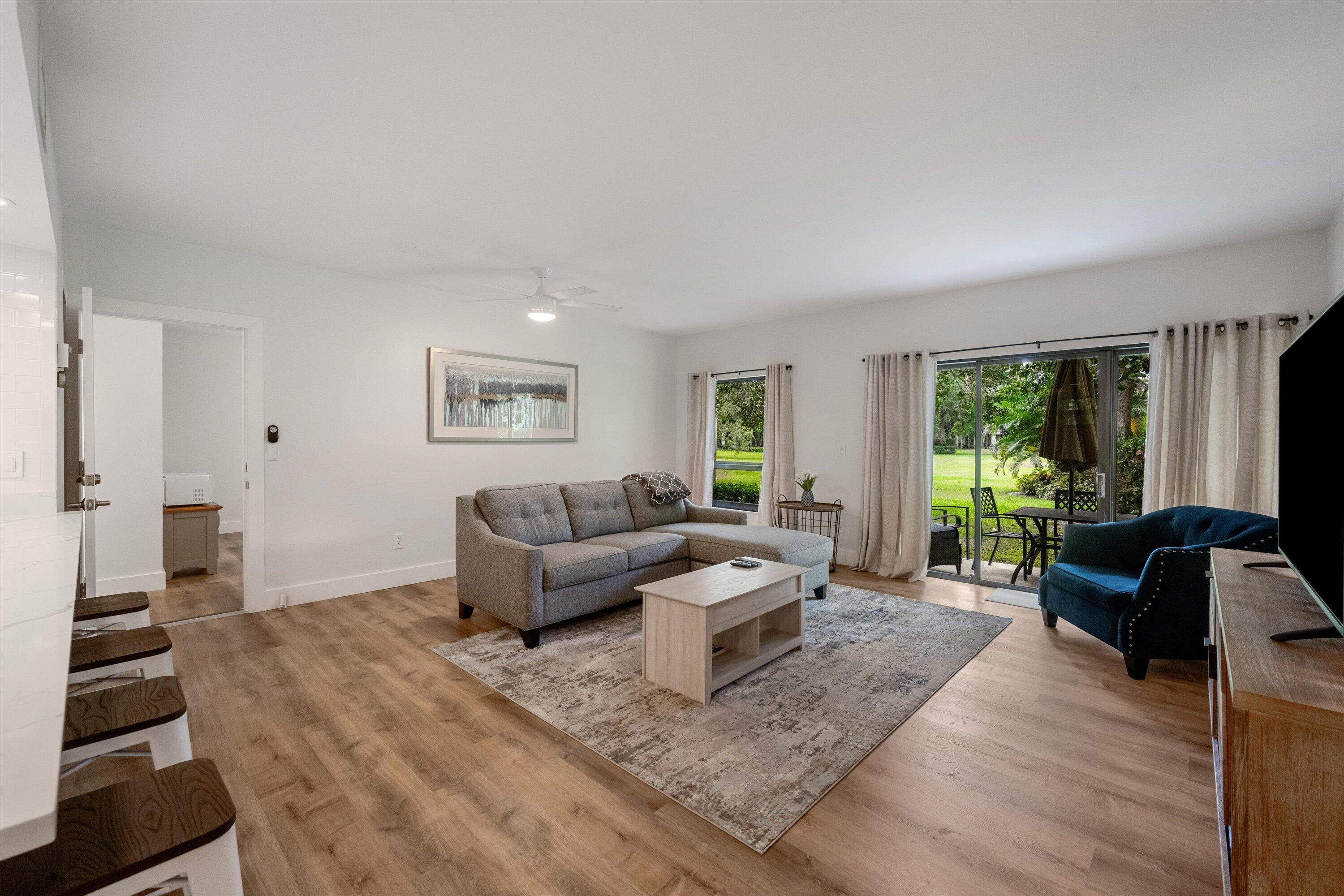 13334 Polo Club Road, Unit 240 Wellington, FL 33414 - Photo 5 of 34 07-04-DSC_9339