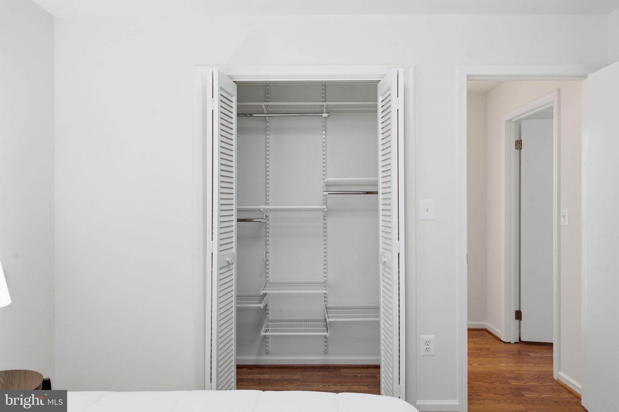 2238 Hunter's Run Drive Reston, VA 20191 - Photo 22 of 46 Bedroom closet