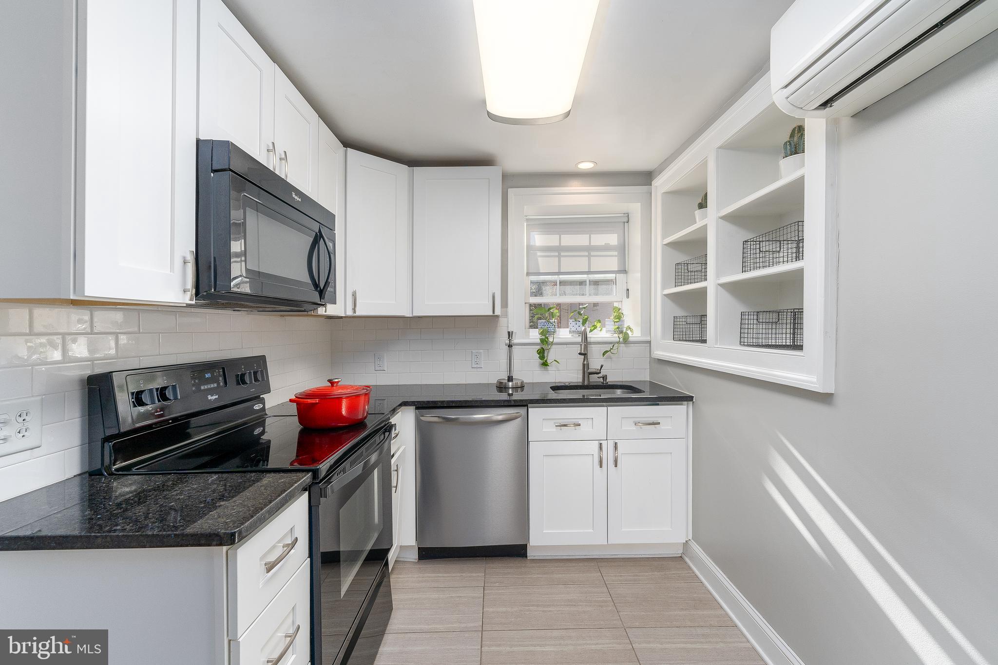 914 South Wolfe Street Baltimore, MD 21231 - Photo 11 of 45