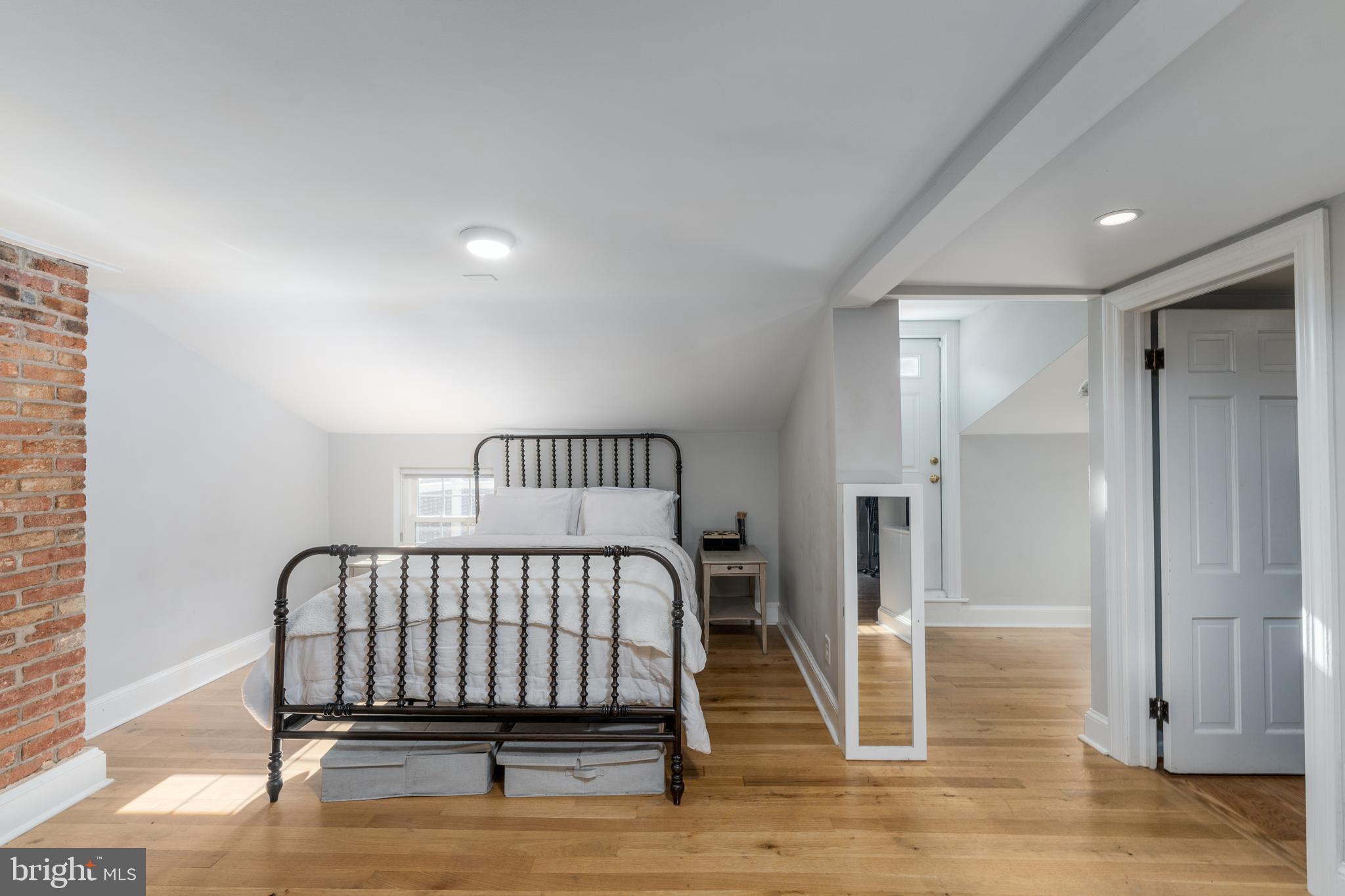 914 South Wolfe Street Baltimore, MD 21231 - Photo 13 of 45