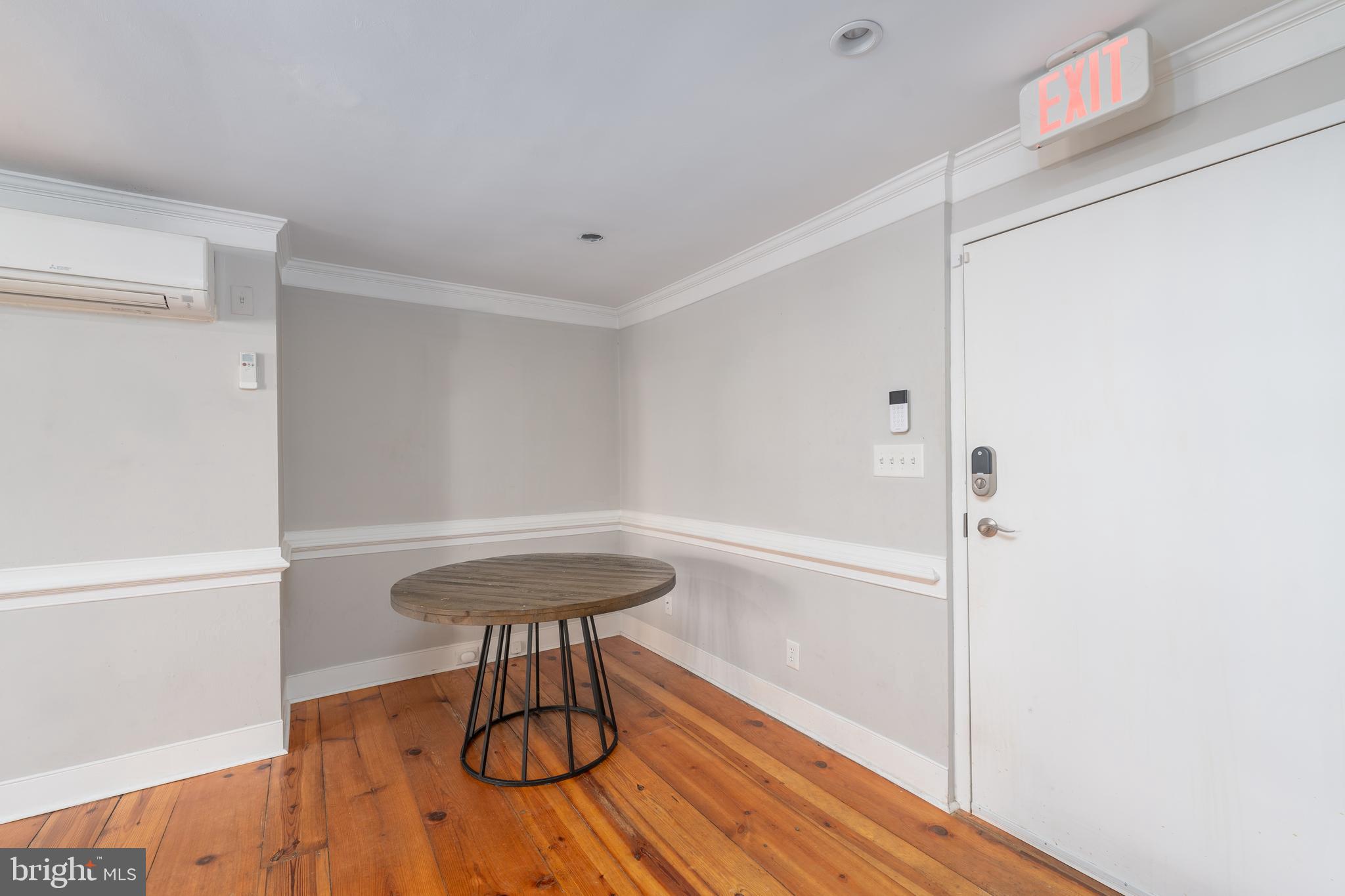 914 South Wolfe Street Baltimore, MD 21231 - Photo 3 of 45