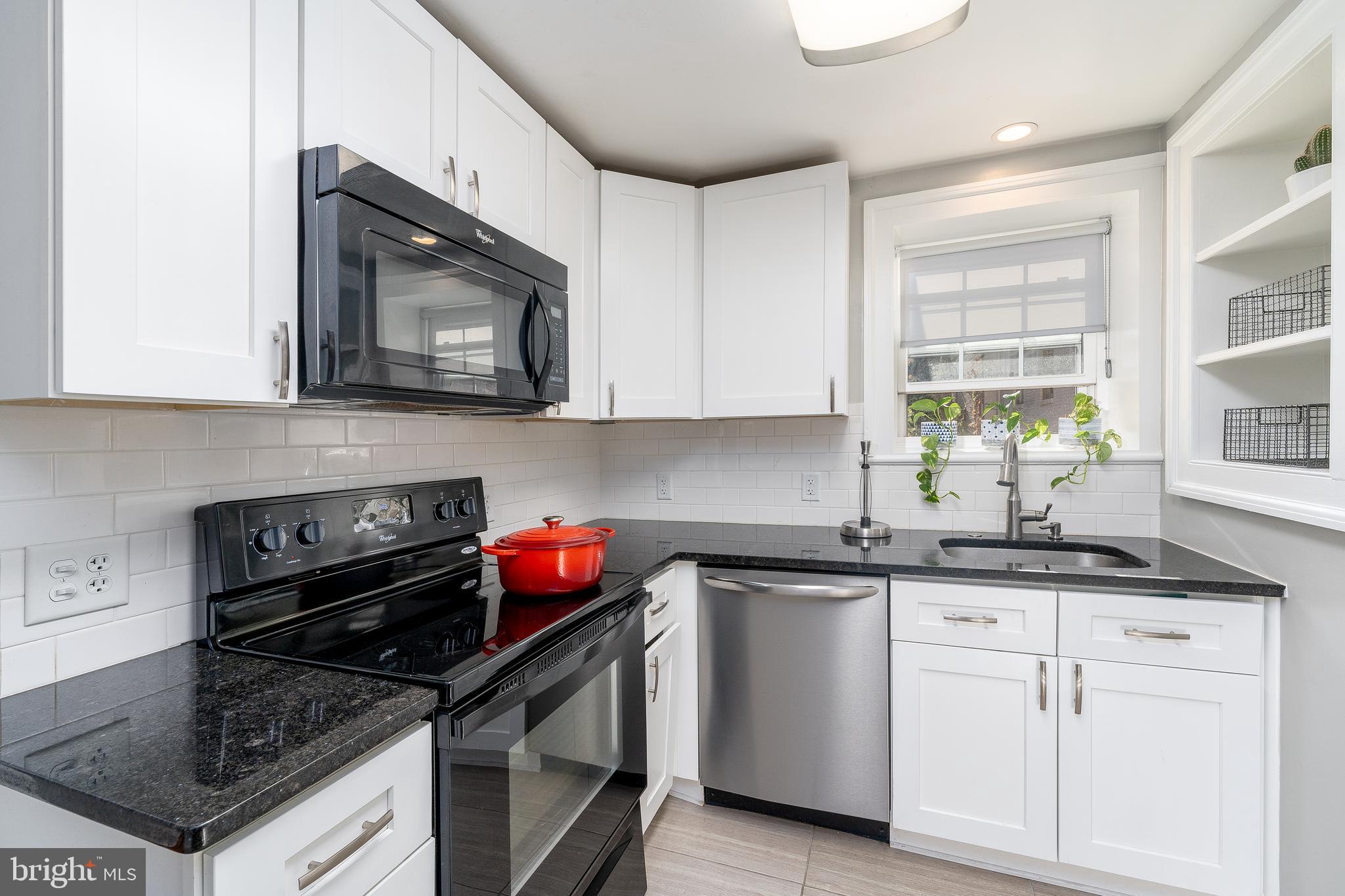 914 South Wolfe Street Baltimore, MD 21231 - Photo 10 of 45