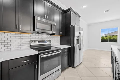 $1,150,000 | 6412 Southwest 55th Place, Davie, FL 33314