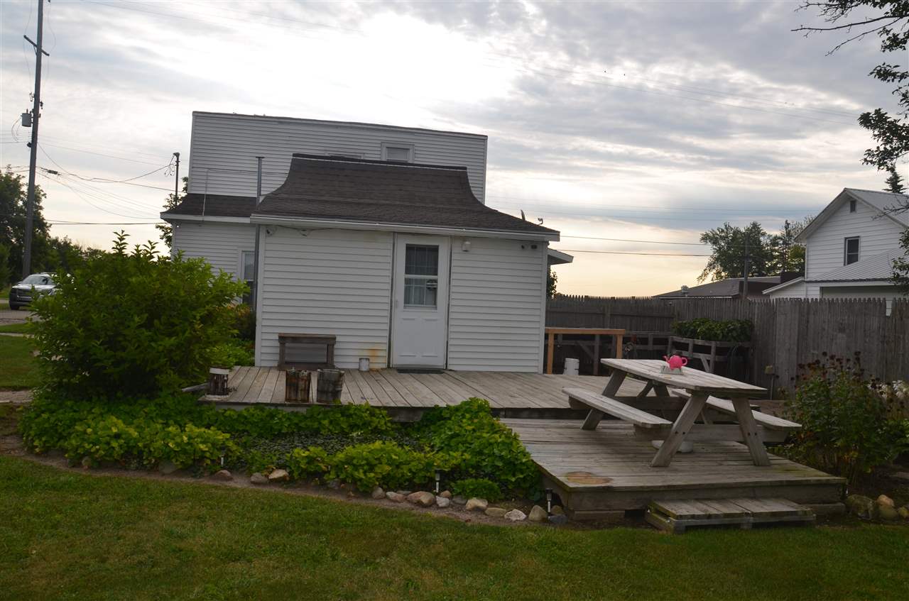 6455 Pingree Road Elwell, MI 48832 - Photo 21 of 26 1892798-20.JPG