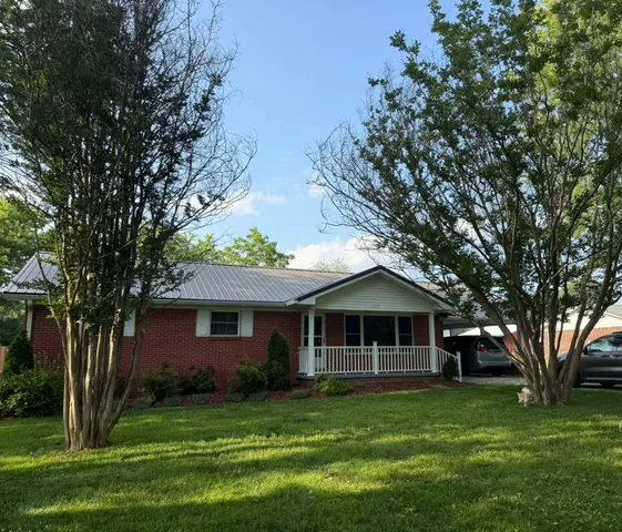 $300,000 | 1175 Summertown Highway, Hohenwald, TN 38462