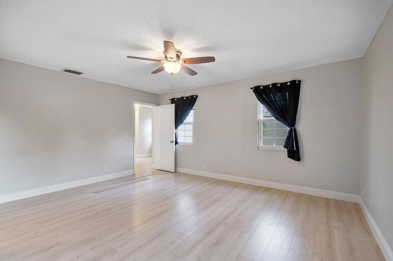 22431 Overture Circle Boca Raton, FL 33428 - Photo 17 of 38 017-22431OvertureCircle-BocaRaton-FL-334