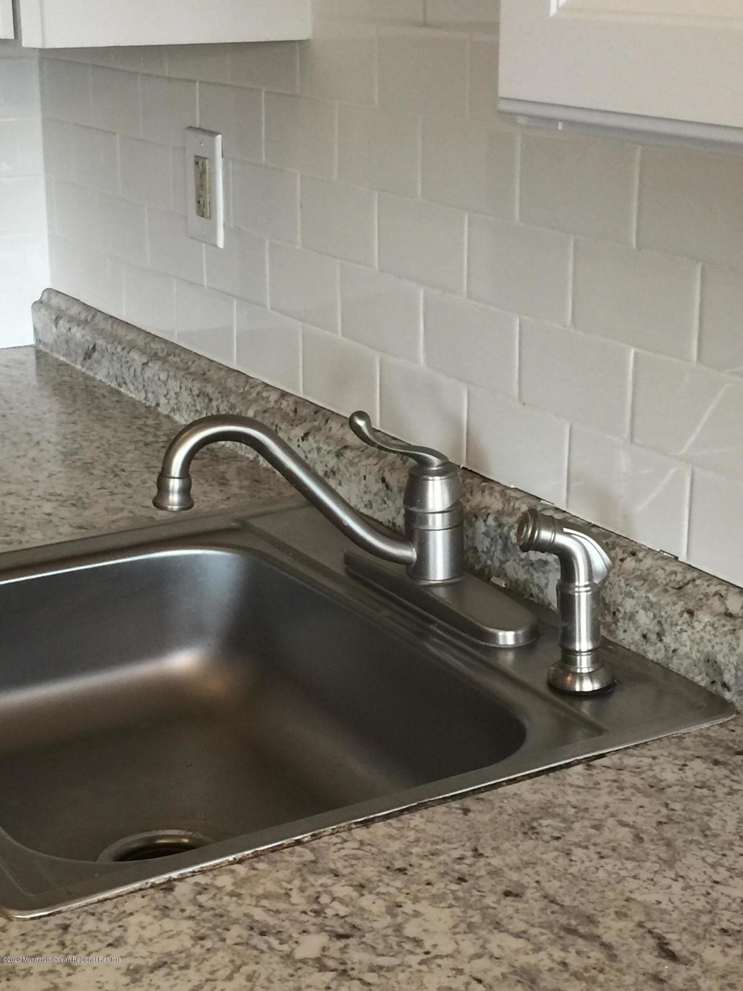 3 Windsor Terrace, Unit F Freehold, NJ 07728 - Photo 3 of 9 3F Kitchen