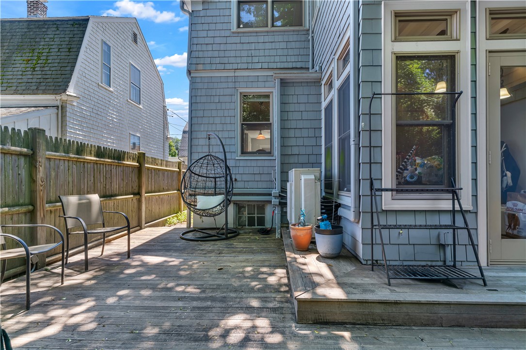 3 Sycamore Street Newport, RI 02840 - Photo 32 of 41
