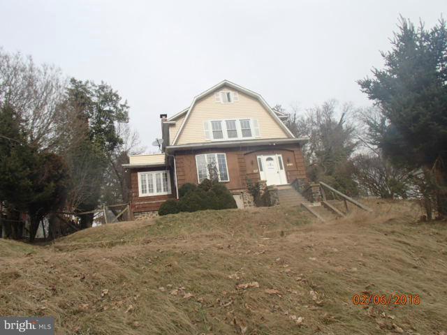 Exterior (Front)