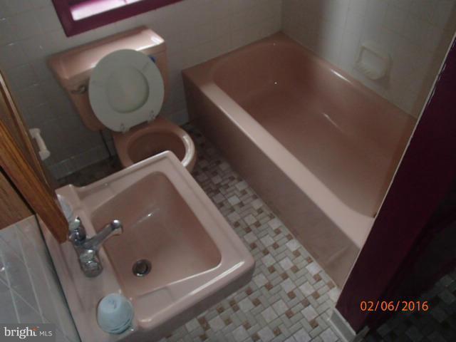 3730 Winterbourne Road Baltimore, MD 21216 - Photo 11 of 25 Interior (General)