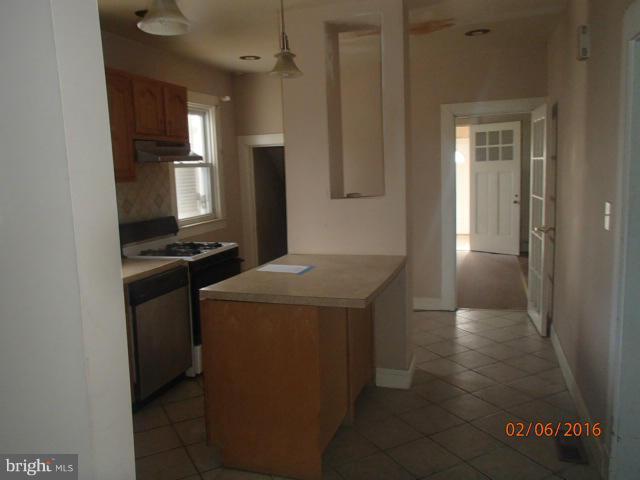 3730 Winterbourne Road Baltimore, MD 21216 - Photo 8 of 25 Interior (General)