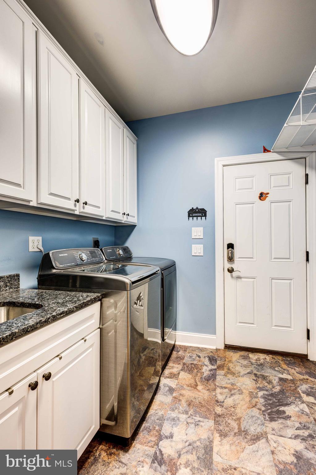 2967 Lawndale Road Finksburg, MD 21048 - Photo 37 of 61 Main level Laundry leads to garage