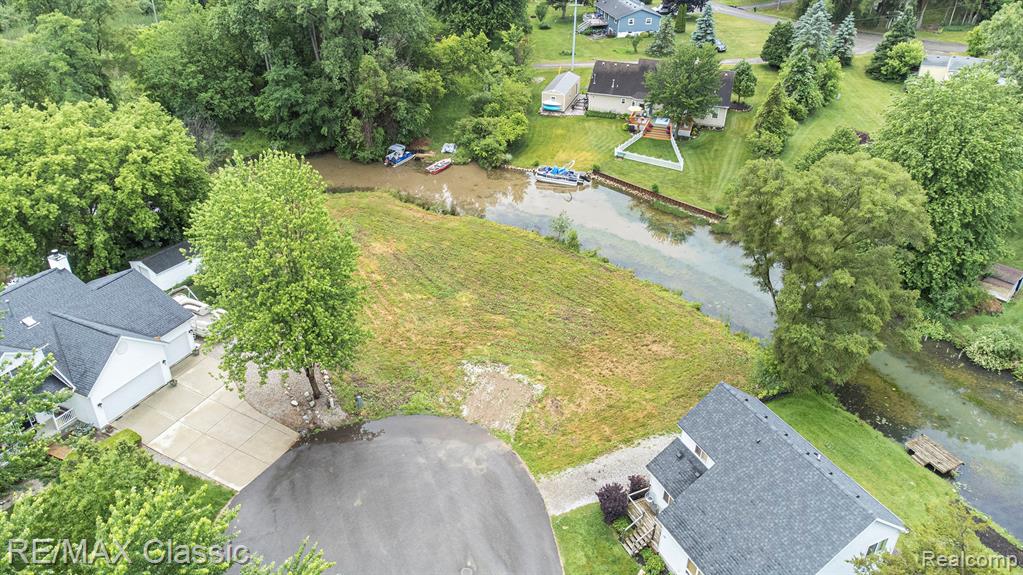 Vac Harvard Street Howell, MI 48843 - Photo 1 of 6