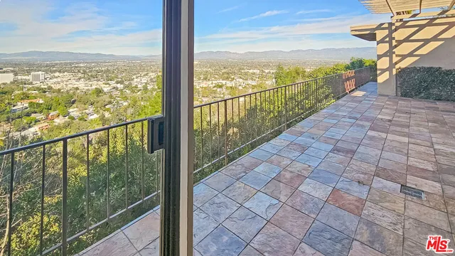 $7,975 | 3873 Beverly Ridge Drive, Sherman Oaks, CA 91423