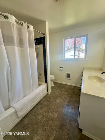 $375,000 | 3001 Clinton Way, Yakima, WA 98902