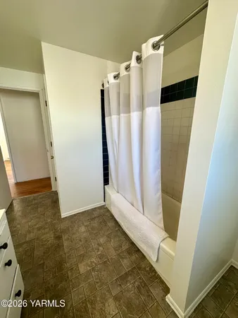 $375,000 | 3001 Clinton Way, Yakima, WA 98902