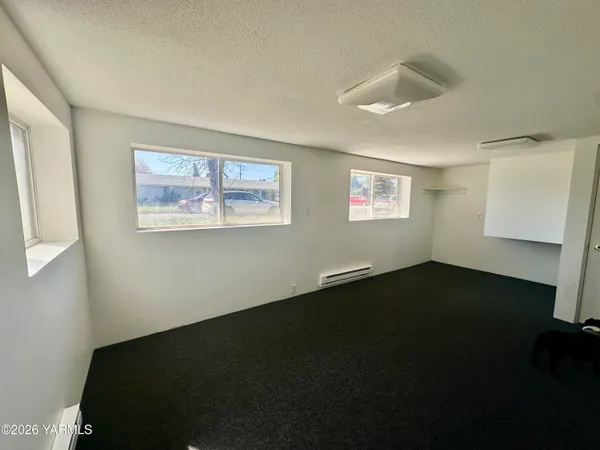 $375,000 | 3001 Clinton Way, Yakima, WA 98902