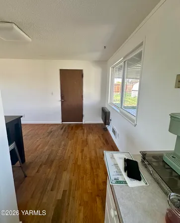 $375,000 | 3001 Clinton Way, Yakima, WA 98902