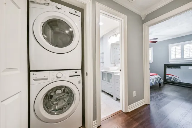 $190,000 | 2330 Lakewood Yacht Club Drive, Unit 3, Seabrook, TX 77586