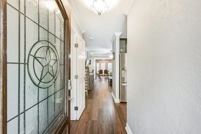 $190,000 | 2330 Lakewood Yacht Club Drive, Unit 3, Seabrook, TX 77586