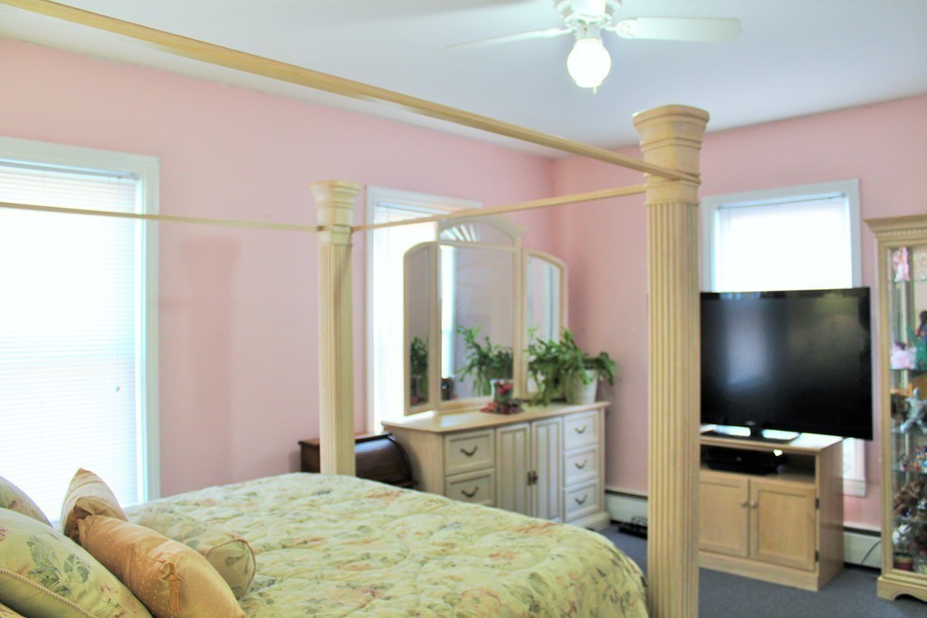 6 Martin Road Douglas, MA 01516 - Photo 13 of 28