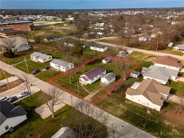 $150,000 | 611 East 15th Street, Eldon, MO 65026